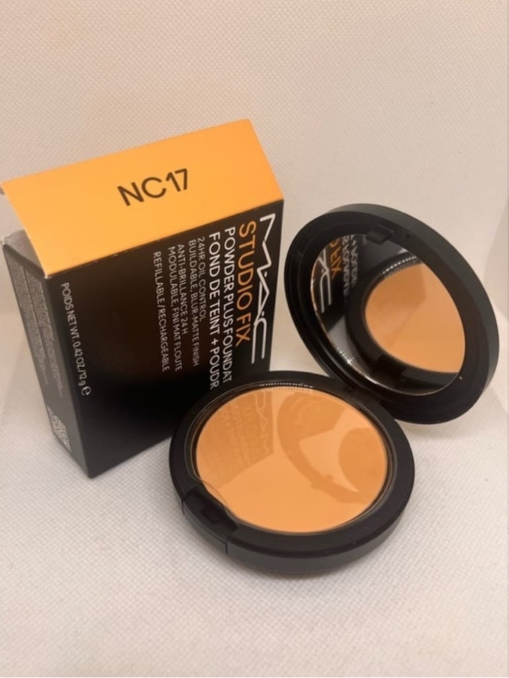 MAC Cosmetics Studio Fix Powder Plus Foundation - NC17